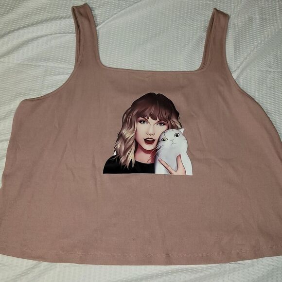 taylor swift crop top plus - Picture 3 of 3